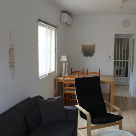 Bungalow With 2 Bedrooms And Roof Terrace In The Center Of La Zenia. Free Wifi. Orihuela Exterior foto