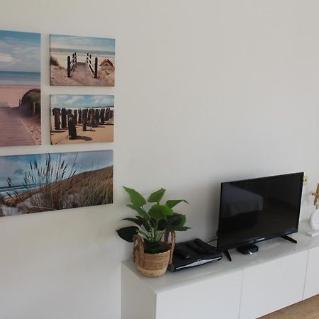 Bungalow With 2 Bedrooms And Roof Terrace In The Center Of La Zenia. Free Wifi. Orihuela Exterior foto